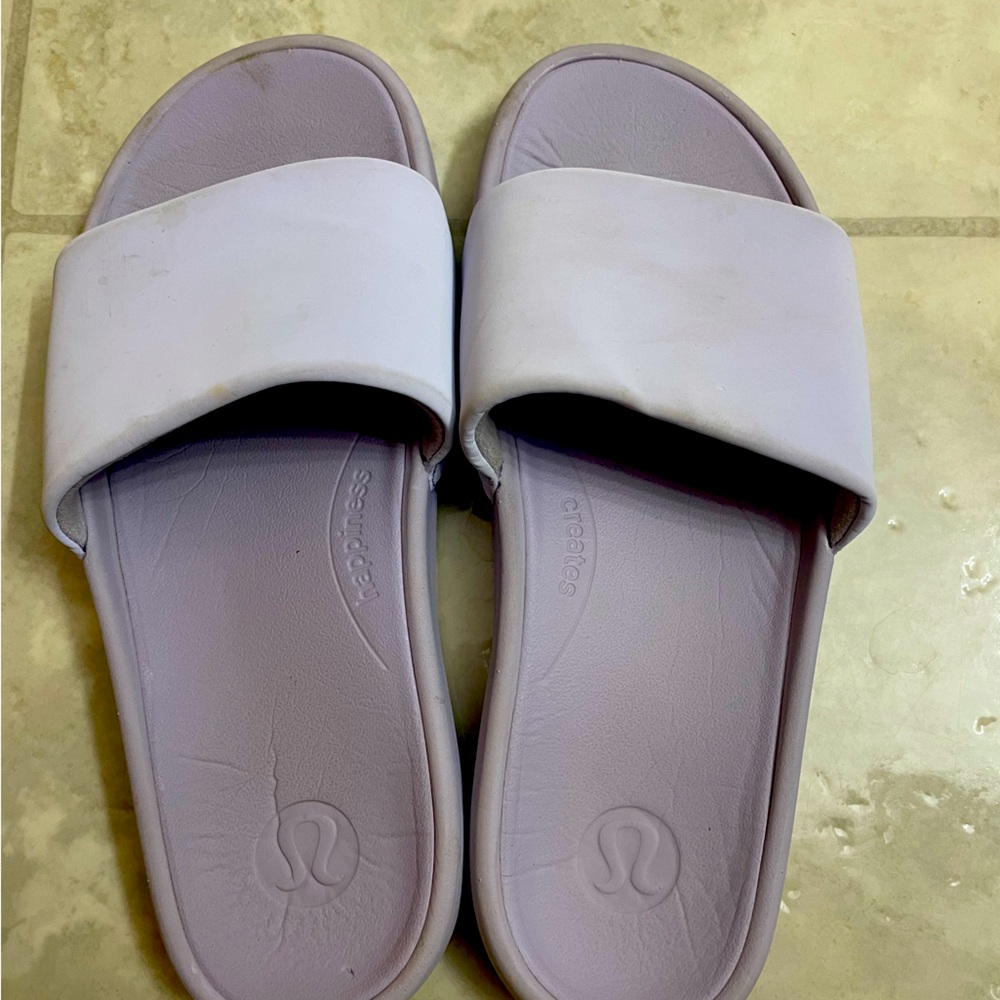 Lululemon restfeel women’s slides size 7 lilac